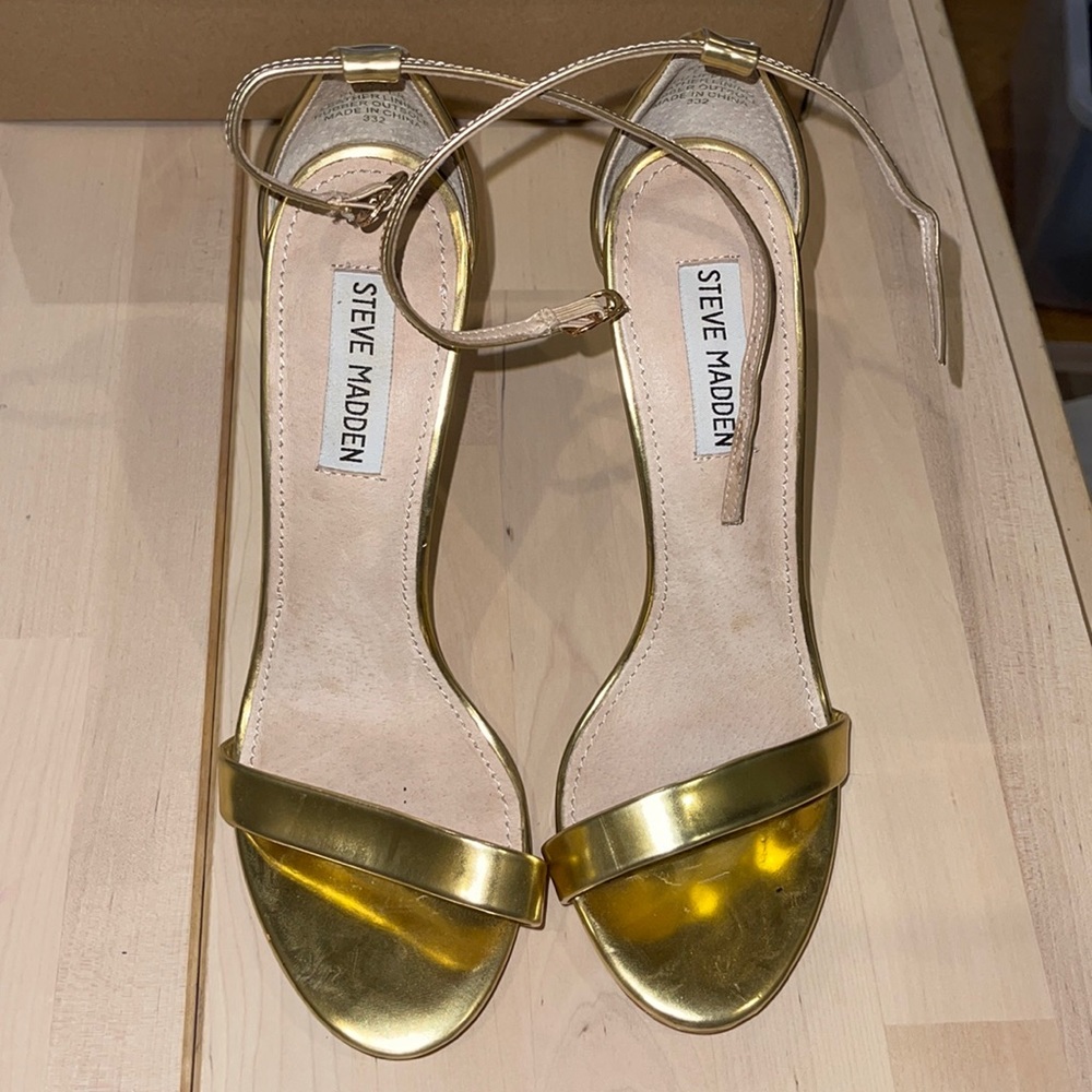 Steven madden gold strappy heels